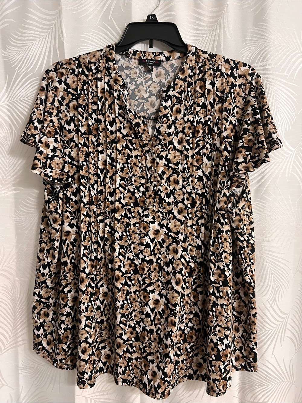 Cocomo Black and Brown Floral V-Neck Flutter Sleeve Tunic